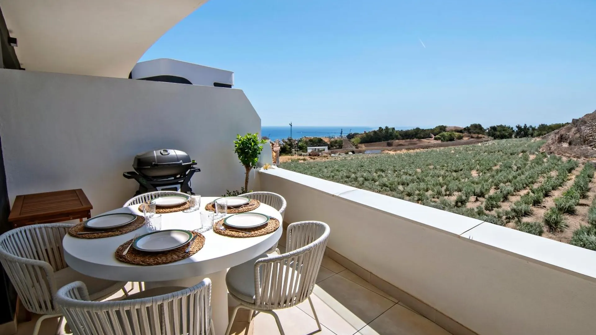 Mara'S Apartments Higueron West - Beach And Sport - Terrace With Afternoon Sun فوينخيرولا