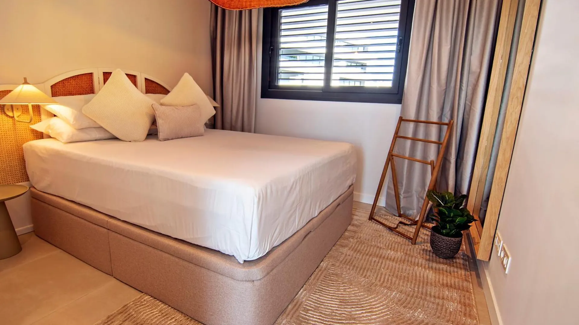Mara'S Apartments Higueron West - Beach And Sport - Terrace With Afternoon Sun Fuengirola